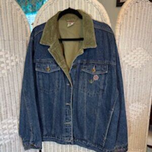 Vintage Disney Store Winnie the Pooh Embroidered Denim Jacket (XL)
